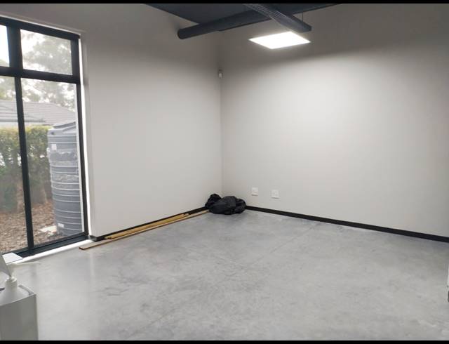 44M² MEDICAL SUITE RENTED IN WALMER